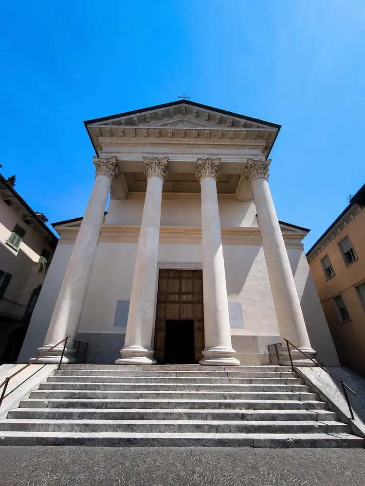 Main church in Bardolino town centre
